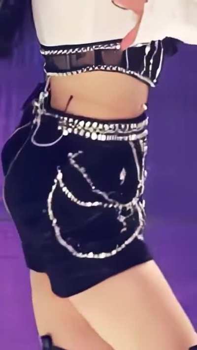 Jihyo 🍑