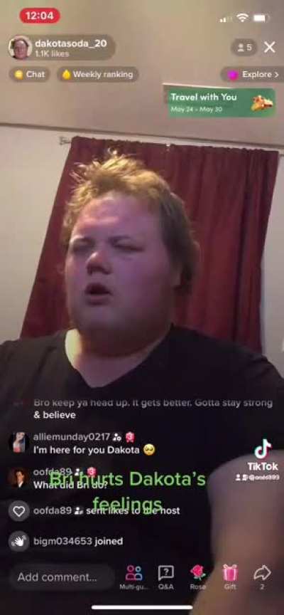 Dakotasoda_20 tiktok girlfriend of 3 weeks dumps him - resulting in drunken head punches on live stream