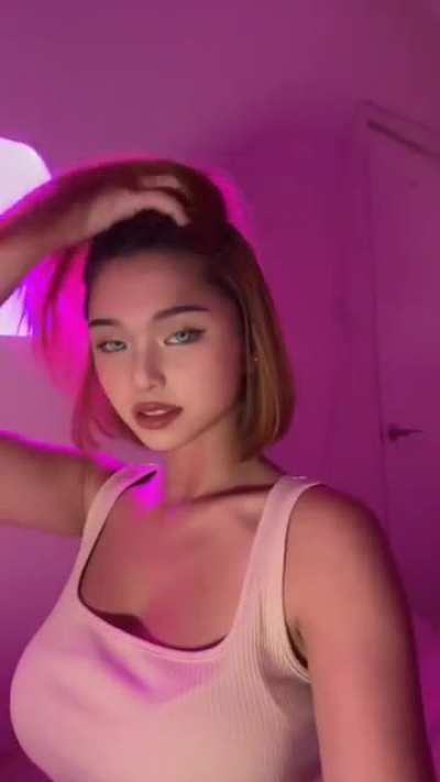 Jeila Dizon