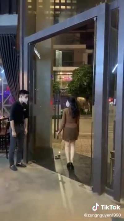 Gatekeeper and customer