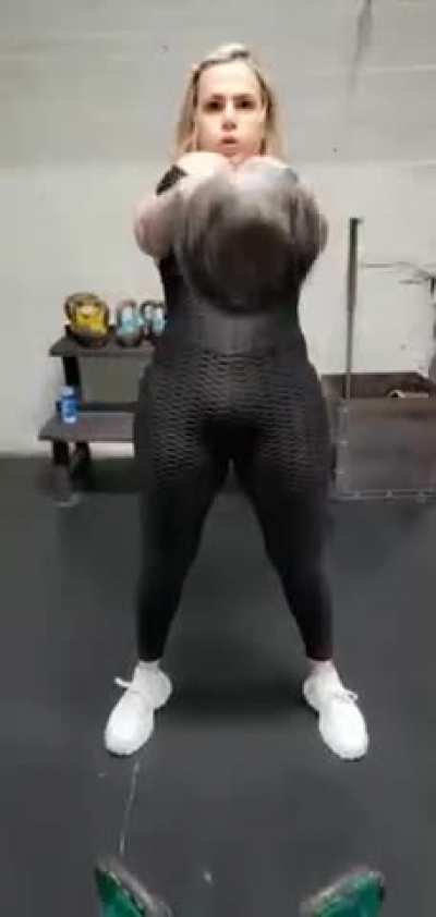 My kettlebells were barely contained [oc]