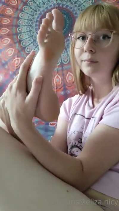 nerdy feet