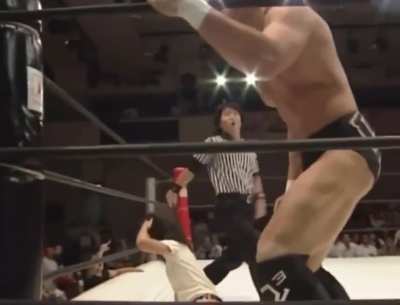 Wrestler puts on a 5/5 star match with a 9 year old girl that was a member of the company&rsquo;s inaugural training class