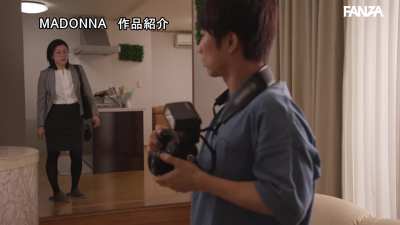 All I wanted were some sexy pictures! ~ Saki Oishi in ROE-211