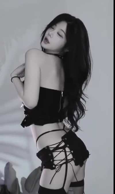🖤🤍