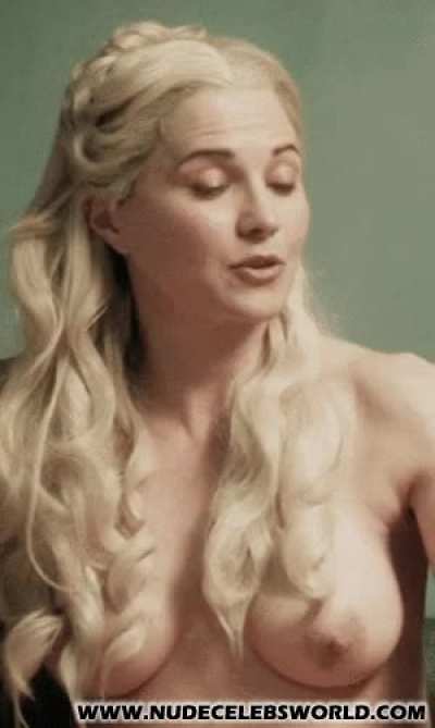 Lucy Lawless!