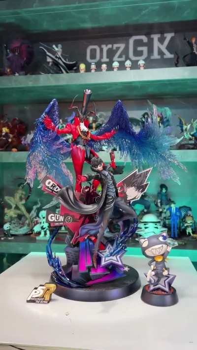 The Joker &amp;amp; Ars&egrave;ne statue produced by Aftershock Studio,Photo by orzgk