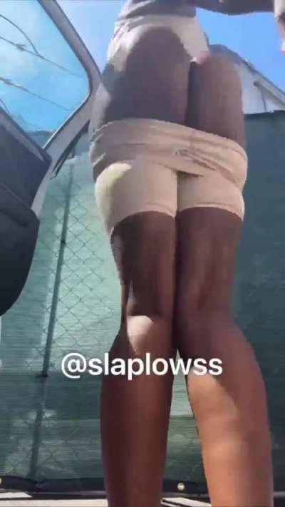 👀💦