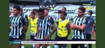 O excelente clima na homanagem de despedida do Tardelli, ap&oacute;s a derrota do Galo pelo Fortaleza