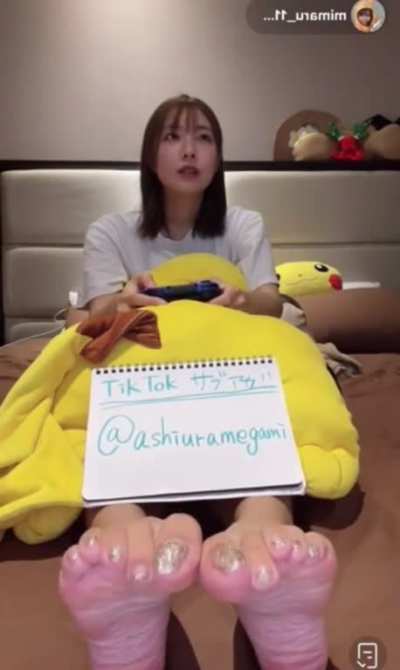 Mimaru_1122 TIKTOK live feet clip 2022