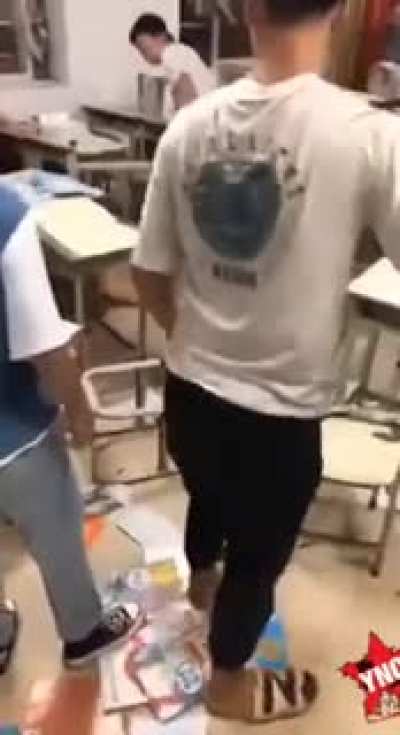 WTF Man what kind of bullying is this?.Where are teachers?