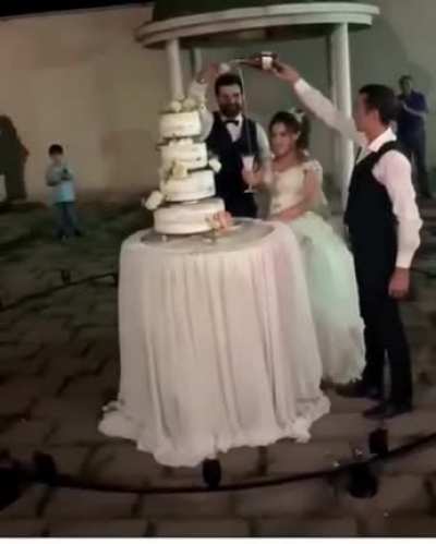 Wedding gone wro..