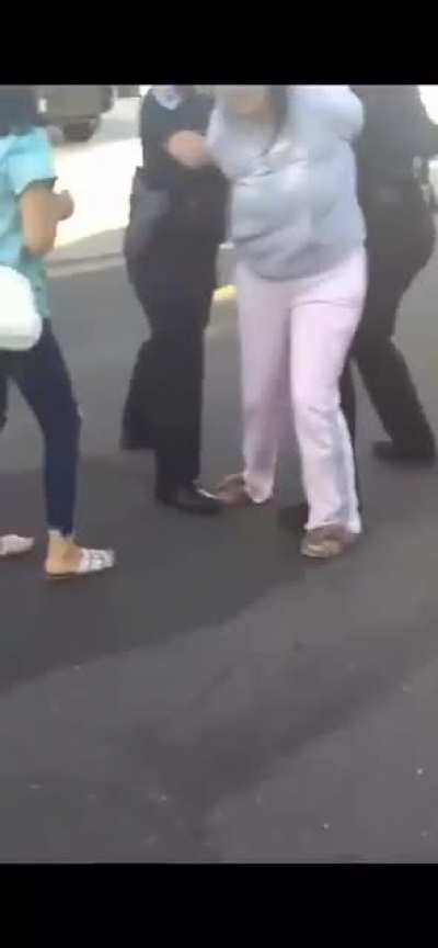 FAIRFIELD PD The Woman That Is Slammed To The Ground Was The Person Who Called The Police For Help