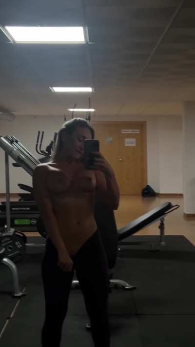 10 PM, gym&rsquo;s closing, but I dared to go topless [f]