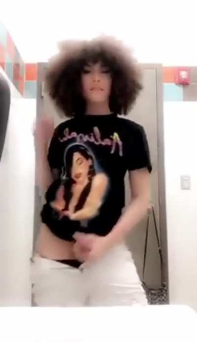 Showing Off