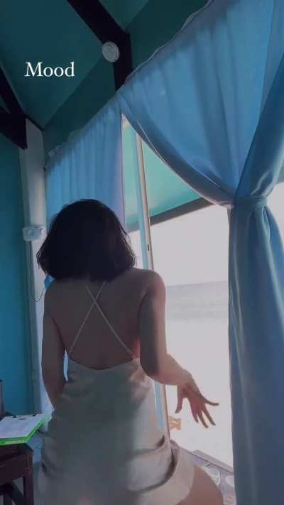 SEE-THROUGH 👀
