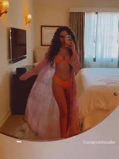today&rsquo;s orange set