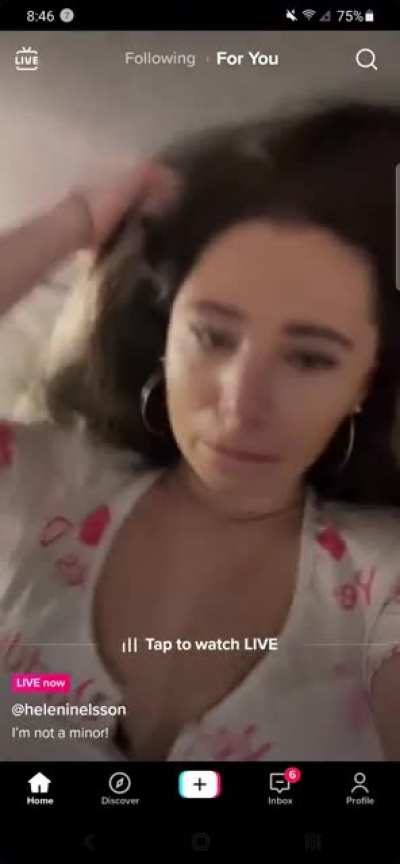 I was swiping and found this 😳😳😳 Tik Tok Live got spicy