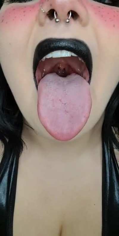 imagine my uvula being the last thing you saw 🥰🥵