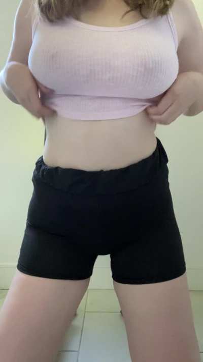 Thought I&rsquo;d drop in and share these tits with you [OC]