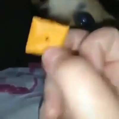 😈