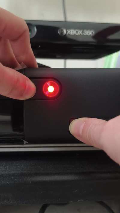 Help me what's wrong with mybrarely used Xbox360
