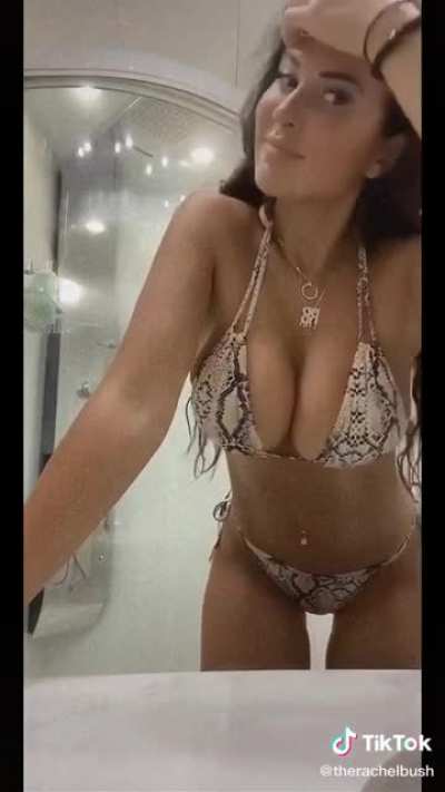 Fuck👅
