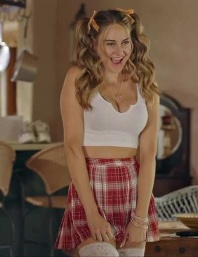 Shailene Woodley dominating