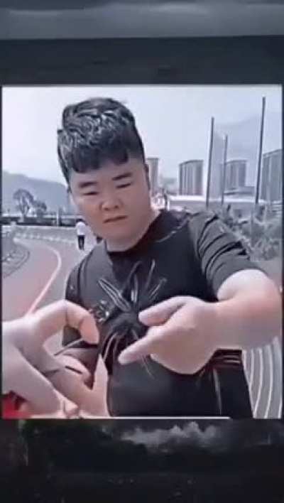 #22 💖🖕