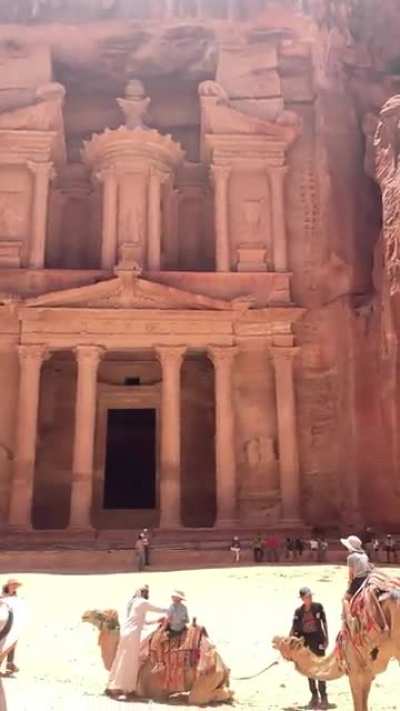 Yooo they made that death match map into a real place lmaooooo 🤣