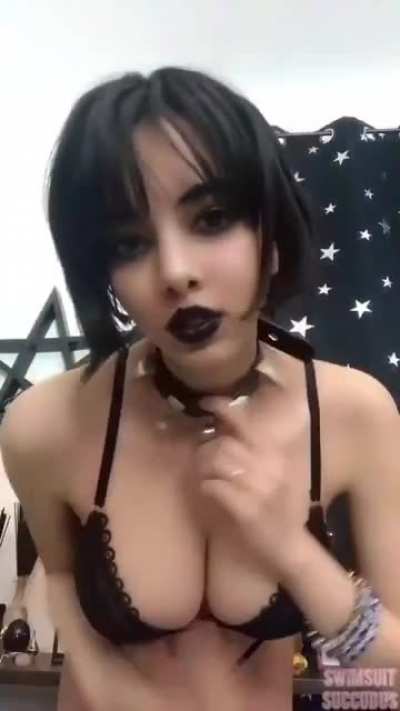 🤎