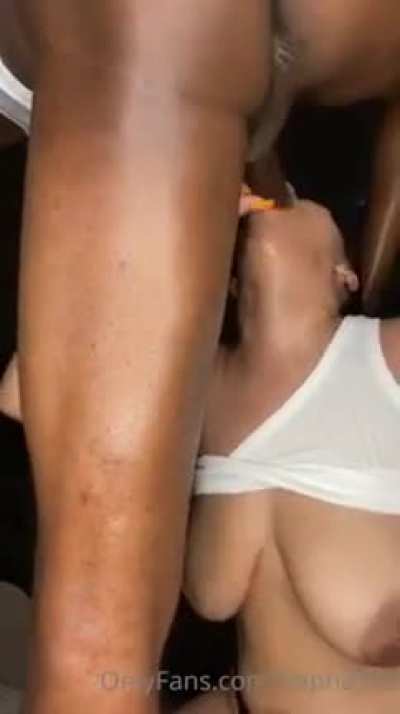 🤯