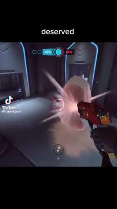 Calmest team reaction to a Mei player