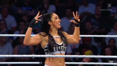Candice & Indi are in tag team action! (WWE Friday Night SmackDown - 7/5/24)