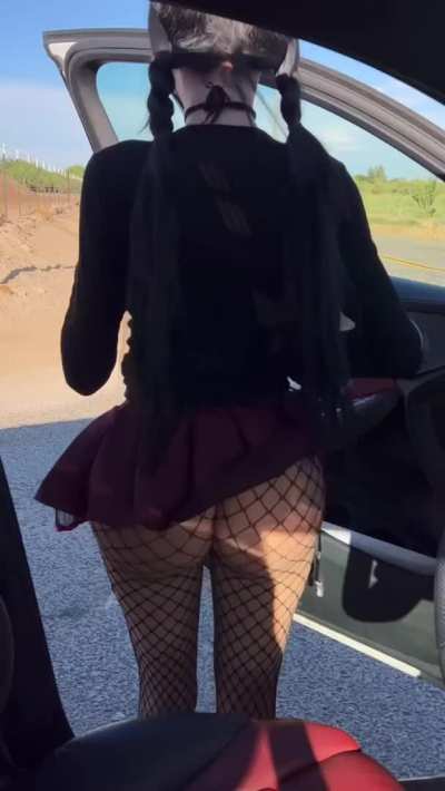 Sexy brunette bimbo