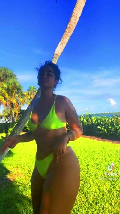 Thicc thicc 🐫