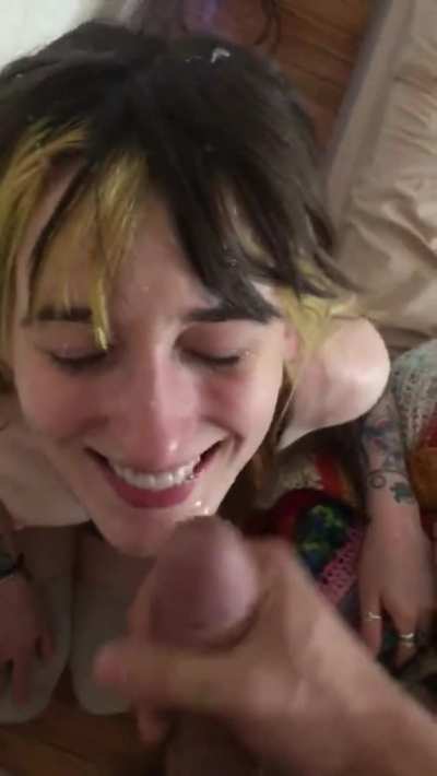 Huge amateur facial