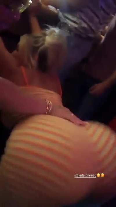 🎉