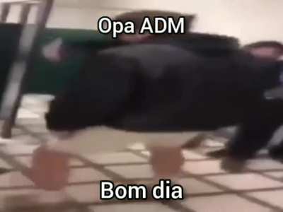 Bom dia adm n&atilde;o me bane