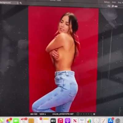 Chloe Bennet