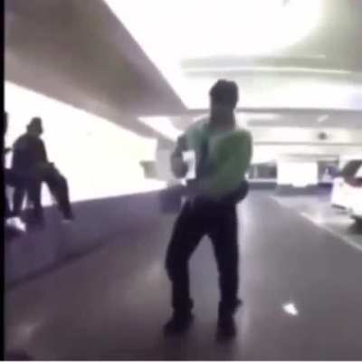 it's crazy to think about how old this video is.