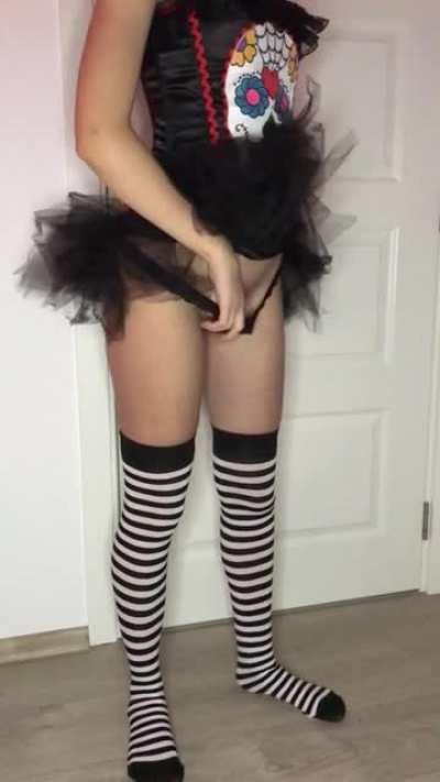 Going to the Halloween party like this, what do you think?