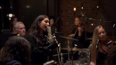 Alessia Cara - Jingle Bell Rock (Live from &ldquo;A Great Big Holiday Jam&rdquo;)