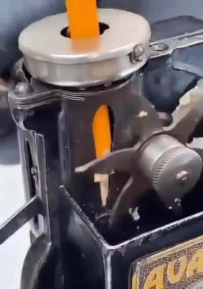 Pencil sharpener from 1920.
