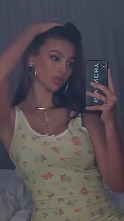 4 videos