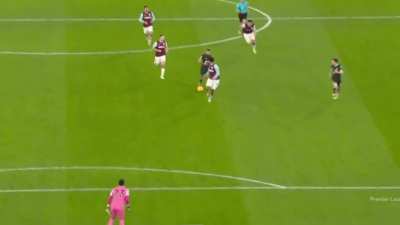 "Mo Salah can&rsquo;t dribble"