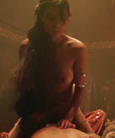 Rosario Dawson