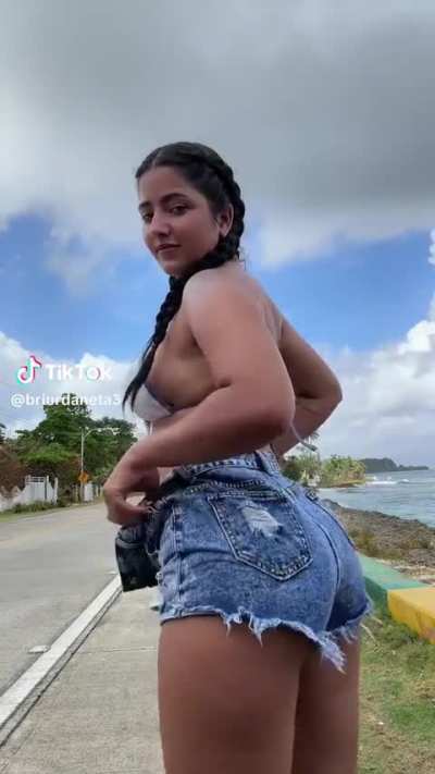 Thick girl problems
