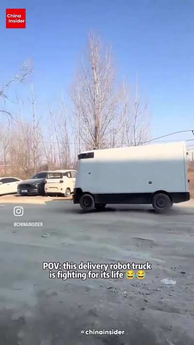 Autonomous delivery truck doesn&rsquo;t slow down for bumpy road