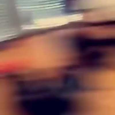 flexibilidade da jessica depois que juntar a yoga com o pilates e o karat&ecirc;